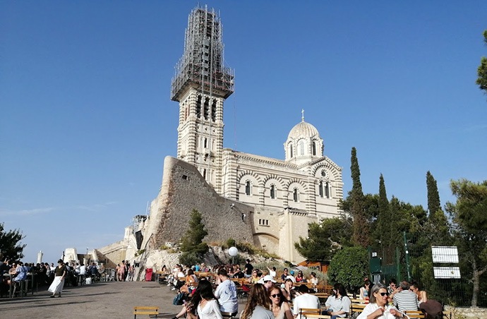 Marsella, Una Interesante y Populosa Ciudad
