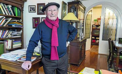 Zacarías Puente presenta su nuevo libro “Late un corazón bajo la sotana”