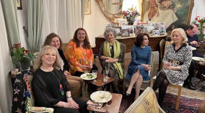 Fiesta d e Cumpleaños y Doctorado p ara Giovanna G. De Calderón