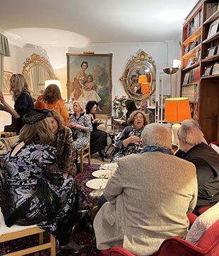 Fiesta d e Cumpleaños y Doctorado p ara Giovanna G. De Calderón