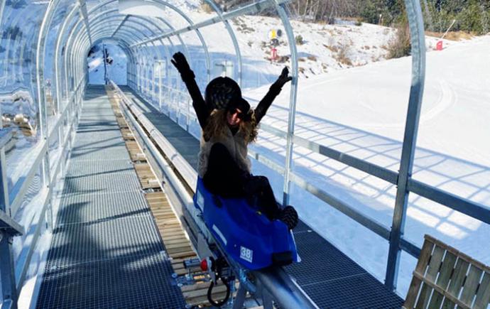 Les Angles Le Village Station