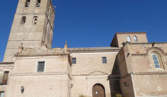 Madrigal de las Altas Torres, cuna de una reina