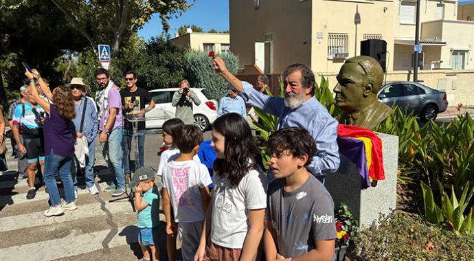 El Arte Rinde Homenaje a Antonio Machado en el 150 Aniversario de su Nacimiento