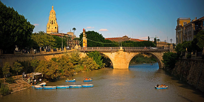 Puente Viejo y torre de la Catedral. Foto©Pedro Grifol.