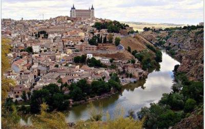 El Tajo abrazando a Toledo