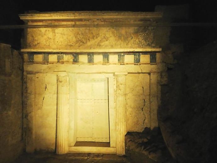 Tumba FilipoII Tumbas Reales Vergina 1ªCapital Macedonia Grecia.