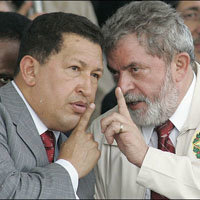 Chávez (i) y su colega Luis Inazio “Lula” Da Silva

