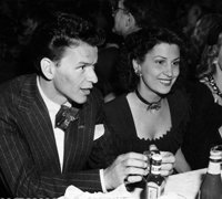 Frank  Sinatra y Nancy Barbato