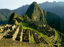 Machu Picchu una de las mayores atracciones turísticas de Perú


