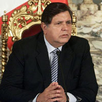 Todos los políticos junto a García: Lo que no ha conseguido la política del gobierno, lo ha logrado el supuesto caso de espionaje de un militar peruano a favor de Chile