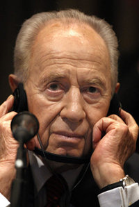 El ex presidente israelí Simón Peres ha profetizado el fin de Chávez y su par iraní

