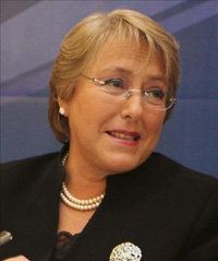 La presidenta chilena Michelle que vive las últimas semanas de su mandatado, alcanza un sólido 74% de aprobación ciudadana