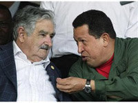 Mújica presidente electo de Uruguay y Hugo Chávez, el presidente venezolano


