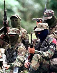 La guerrilla colombiana (FARC y ELN) deciden aunar fuerzas contra el gobierno de Uribe