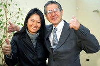 Keiko Fujimori, podría indultar a su padre, el ex presidente Alberto Fujimori de resultar elegida presidenta de Perú en 2011

