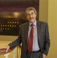 El físico Paul Davies de la Universidad del Estado de Arizona
