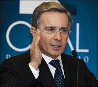 Uribe, se apresta a postular para un tercer mandato consecutivo 


