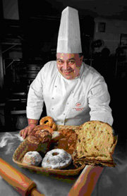 El maestro pastelero de Nunos Pastelería,  José Fernández