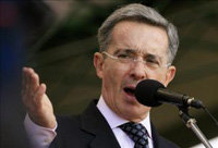 Aún no se sabe si Uribe, podrá presentarse a una segunda reelección consecutiva.

