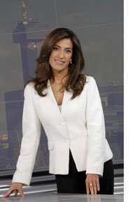Ana Samboal, periodista, escritora y conductora del programa 'Diario de la noche', en Telemadrid,