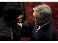 Presidente Morales (i) confía en unas fluídas relaciones con su homólogo chileno Sebastián Piñera