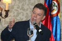 Juan Manuel Santos cree que es necesario buiscar una política de equilibrio con Venezuela