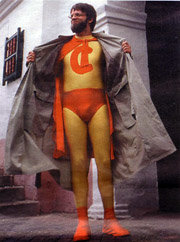 Antanas Mockus disfrazado de “Superhéroe”  en imagen de archivo