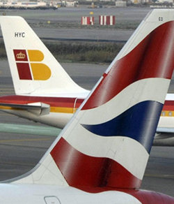 Iberia y British Airways firman su acuerdo de fusión  