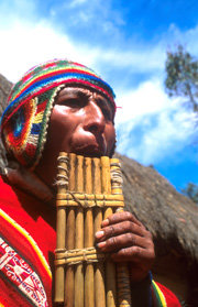 Ávila acoge hasta el 28 de abril una exposición fotográfica de Amycos sobre 'Bolivia, el corazón del altiplano'