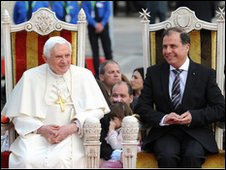 El presidente de Malta, George Abela, dijo, al recibir al Papa, que quería ver justicia en el caso de tres curas acusados de pederastia