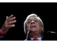 Piñera subirá los impuestos a las grandes empresas para financiar la reconstrucción del país.