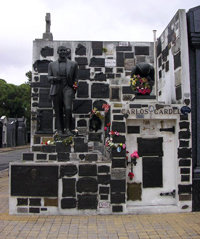 Carlos Gardel descansa junto a su madre en el mausoleo del Cementerio de La Chacarita