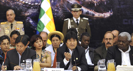 Evo Morales en el acto de clausura de la Conferencia de los Pueblos sobre el Cambio Climático y los Derechos de la Madre en la localidad de Tiquipaya