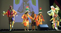 Exitosa presentación del I concurso nacional de danza boliviana TINKUS de Madrid