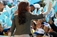 L presidenta Fernández prsidiño los actos de celebración del Bicentenario de Argentina