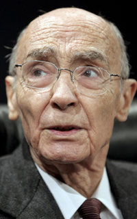 El escritor portugués José Saramago