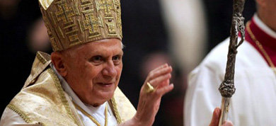 Benedicto XVI se solidarizó con los obispos belgas

