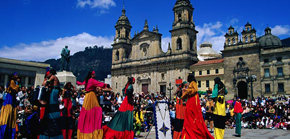 Folklore en Bogotá, la capital de Colombia