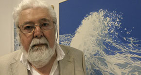 Eduardo Sanz, pintor de mares, olas y faros, homenajea a Hokusai