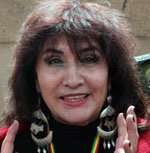 La ministra de Culturas, la cantante Zulma Yugar. 

