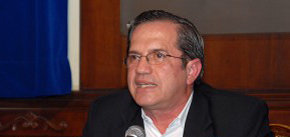 El canciller de Ecuador, Ricardo Patiño