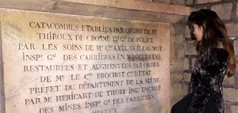Entrada al Osario de las Catacumbas de París